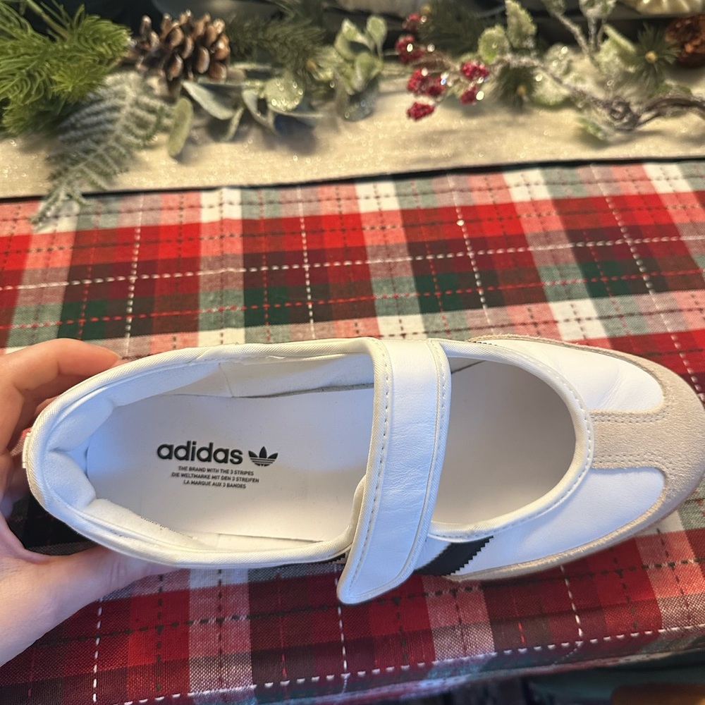 Adidas Samba Janes - White and Tan Flats with Black Stripes - Picture 4 of 14